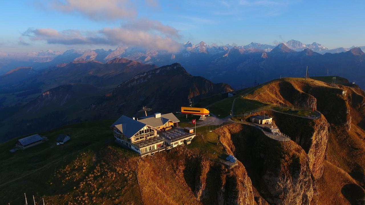 Gipfelrestaurant Fronalpstock Hotel Stoos Exterior photo